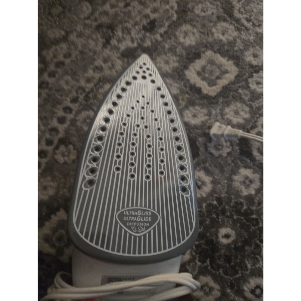 T-Fal Iron - Picture 5 of 5
